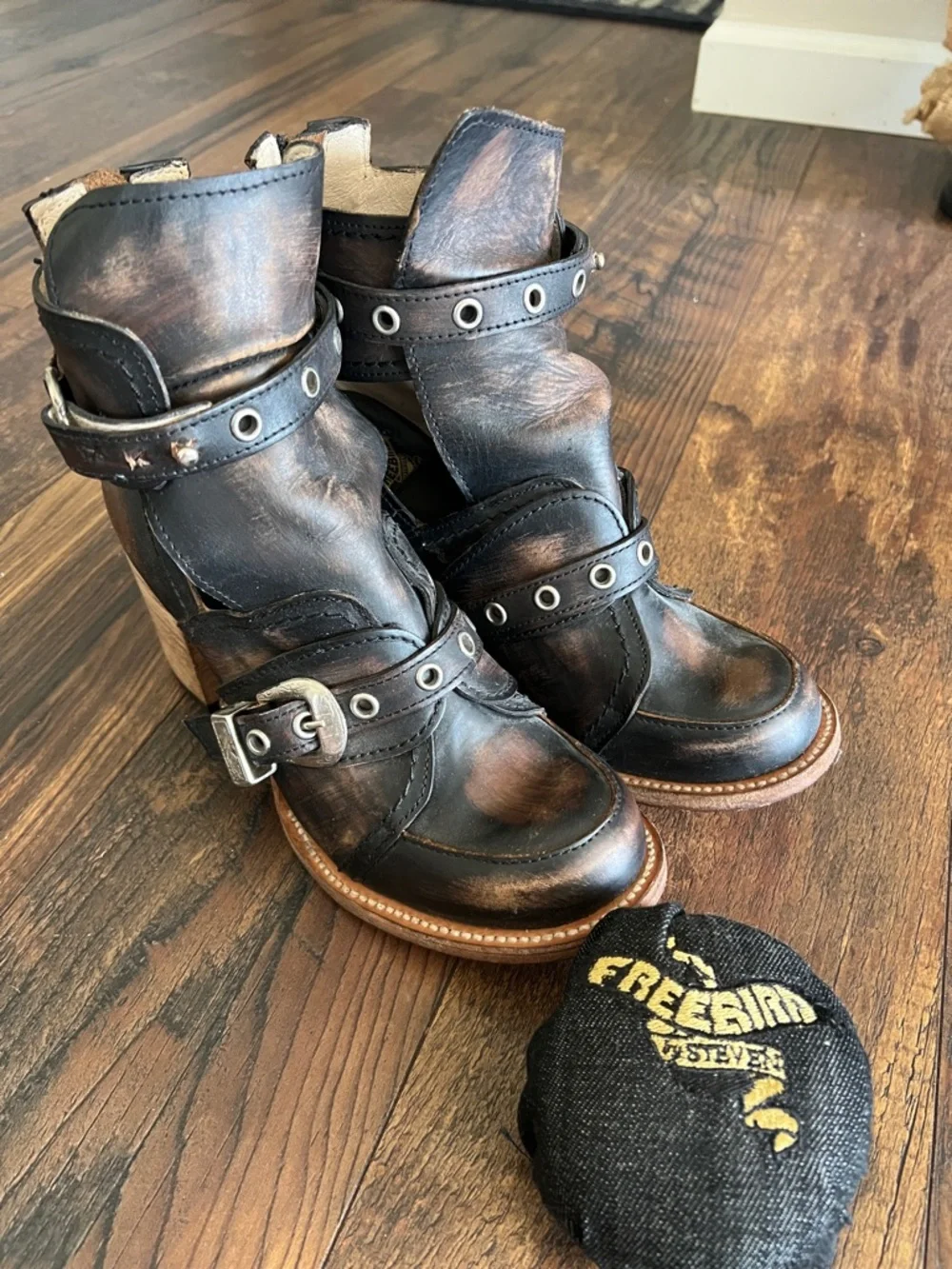 Freebird by Steven Distressed Brown Leather Cutout Heeled Booties - Picture 4 of 9